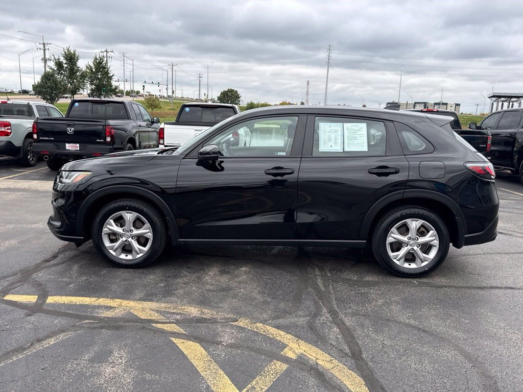 Certified 2024 Honda HR-V LX image 8
