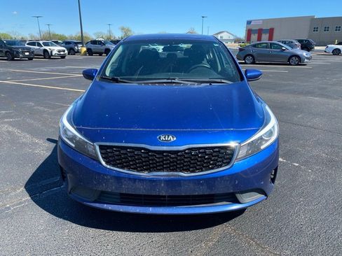 Used 2017 Kia Forte LX w/ LX Popular Package image 4