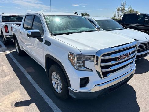 Used 2022 GMC Sierra 1500 SLE RWD image 3