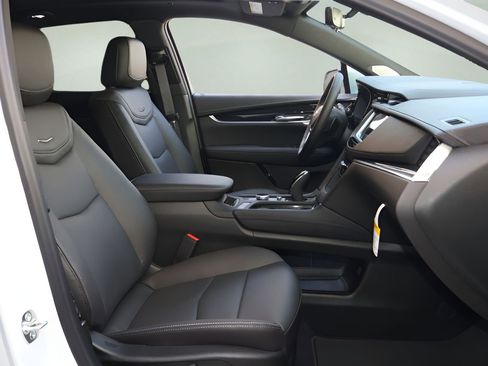 New 2026 Cadillac XT5 Premium Luxury FWD image 15