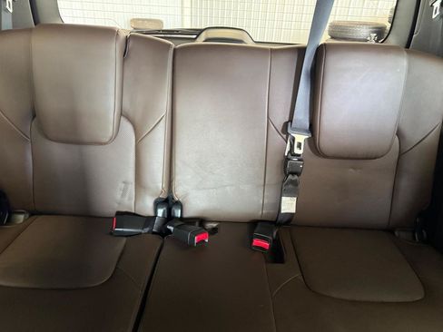 Used 2021 Nissan Armada Platinum w/ Captain's Chairs Package AWD/4WD image 7