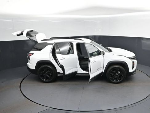 Used 2025 Chevrolet Equinox LT w/ Midnight Edition FWD image 50