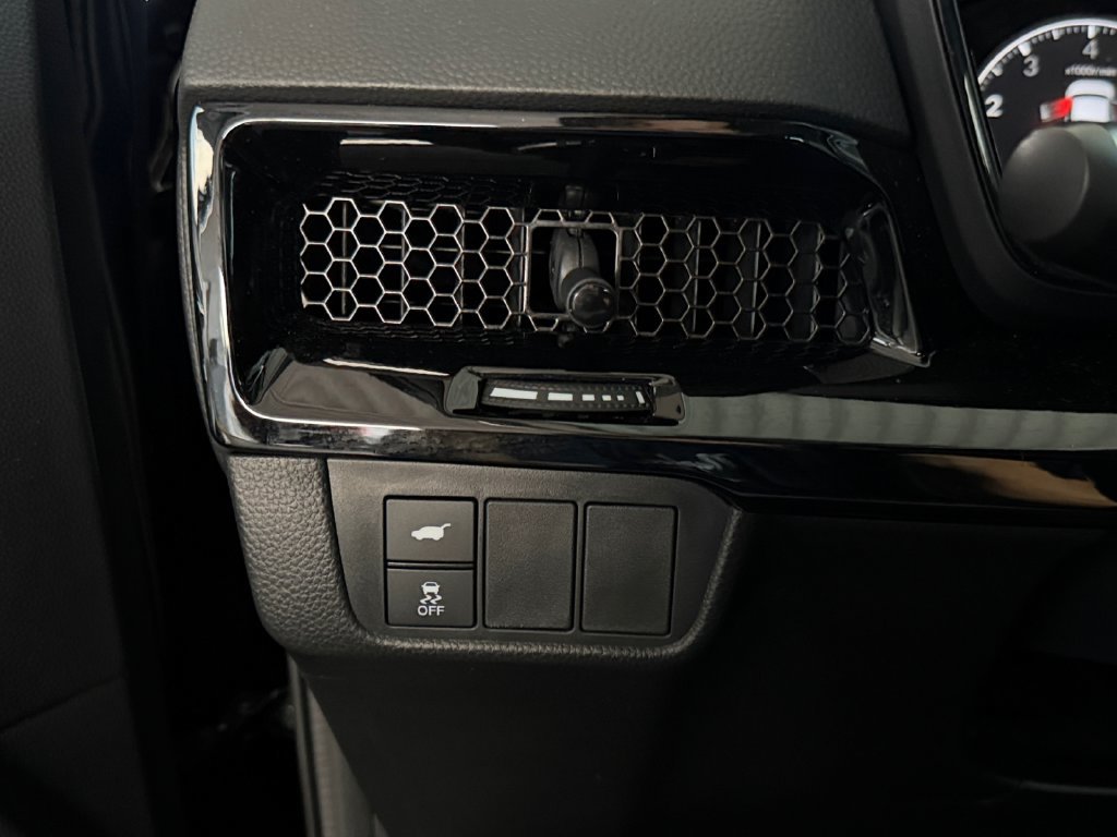 Used 2025 Honda CR-V EX-L image 24
