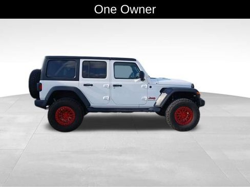 Used 2024 Jeep Wrangler Unlimited Sport AWD/4WD image 6