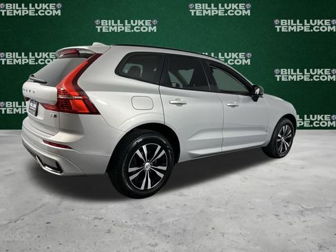Used 2024 Volvo XC60 B5 Core image 7