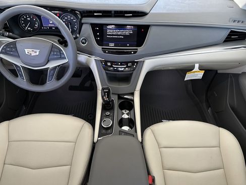 New 2026 Cadillac XT5 Premium Luxury w/ Driver Assist Package FWD image 18