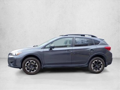 Used 2021 Subaru Crosstrek 2.0i Premium w/ Moonroof Package AWD/4WD image 2