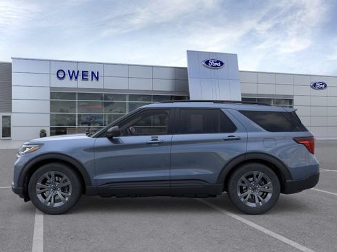 New 2026 Ford Explorer Active w/ Active Comfort Package AWD/4WD image 3