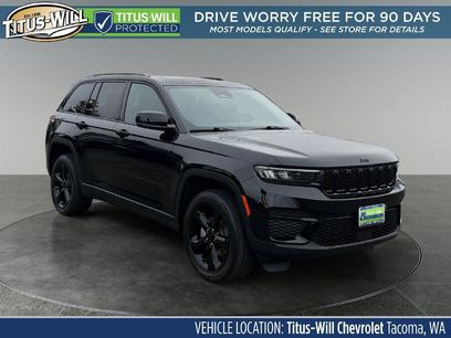 Used 2023 Jeep Grand Cherokee Altitude