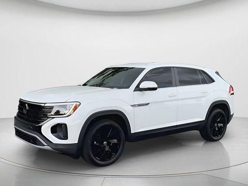New 2026 Volkswagen Atlas Cross Sport SE image 4