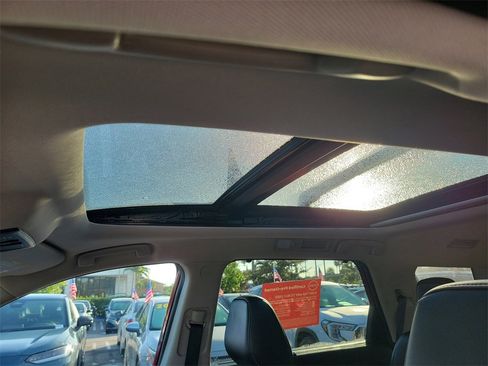 Certified 2023 Nissan Pathfinder Platinum image 15