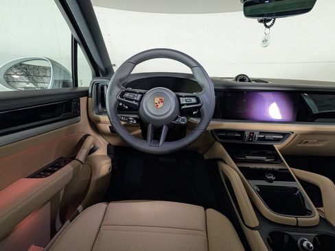 New 2026 Porsche Cayenne AWD/4WD image 21