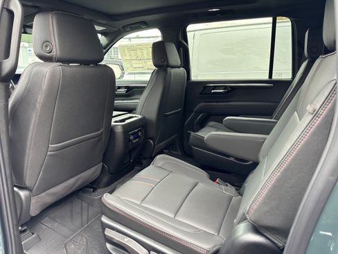 New 2026 Chevrolet Suburban RST w/ Advanced Technology Package image 7