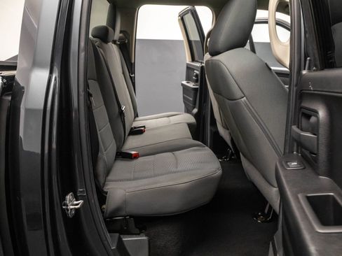 Used 2014 RAM 1500 Express AWD/4WD image 32