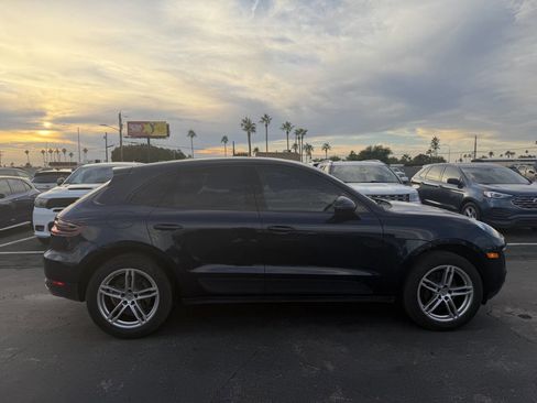 Used 2017 Porsche Macan image 13