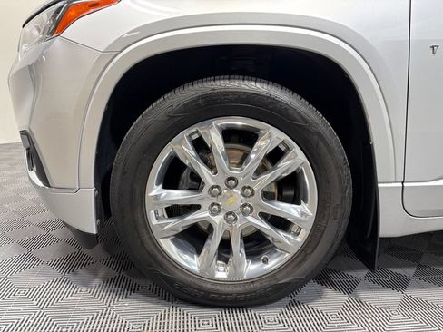 Used 2018 Chevrolet Traverse High Country AWD/4WD image 9