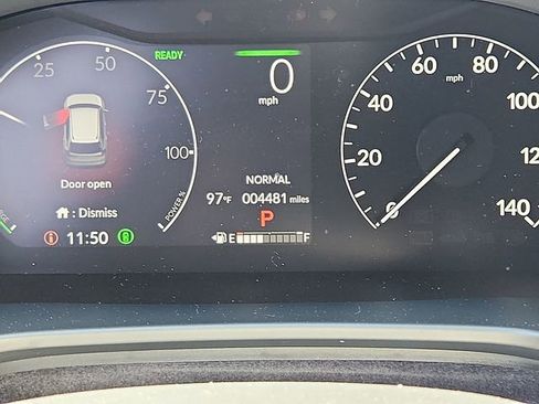 Used 2025 Honda CR-V Sport Touring image 21
