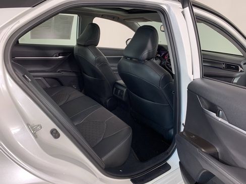 Used 2024 Toyota Camry XSE image 39