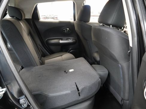 Used 2016 Nissan Juke S image 29