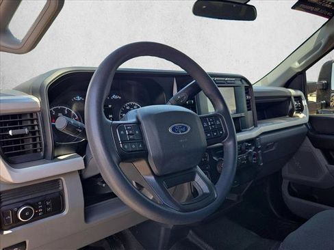Used 2023 Ford F450 XL w/ 360-Degree Camera Package AWD/4WD image 7