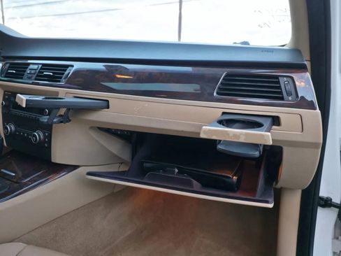 Used 2008 BMW 335i Sedan w/ Premium Pkg image 20