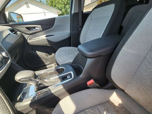Used 2022 Chevrolet Equinox LT FWD image 21