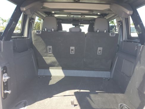 Used 2025 Ford Bronco Big Bend image 15