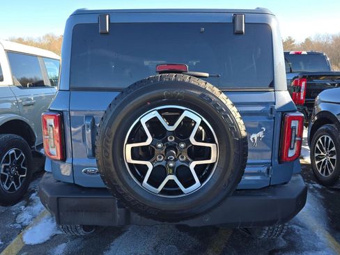 Used 2025 Ford Bronco Outer Banks image 6