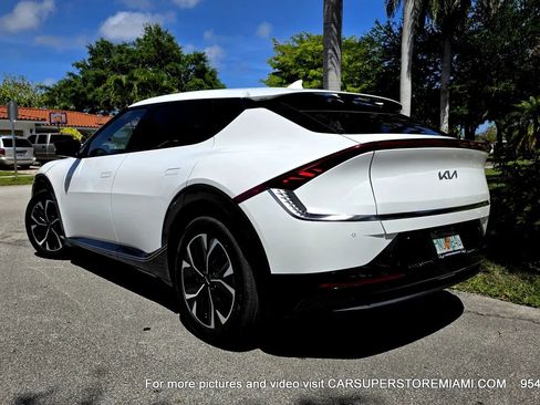Used 2024 Kia EV6 Wind RWD image 8