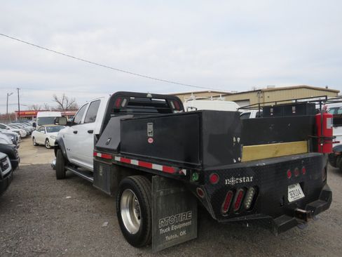 Used 2019 RAM 5500 Tradesman w/ Ambulance Prep Group image 9