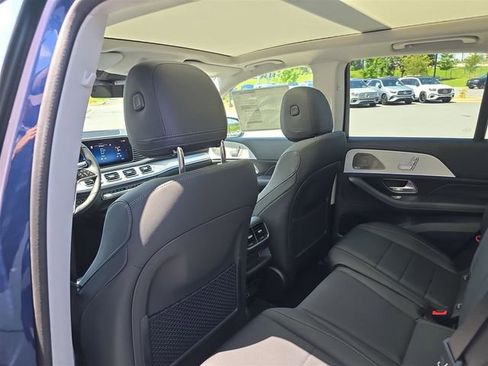 Used 2025 Mercedes-Benz GLE 350 4MATIC image 18