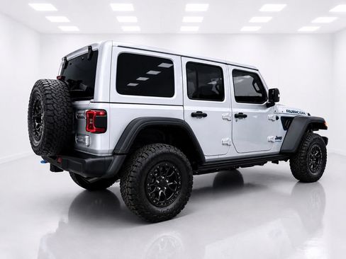 Used 2023 Jeep Wrangler Unlimited Rubicon 4xe AWD/4WD image 4