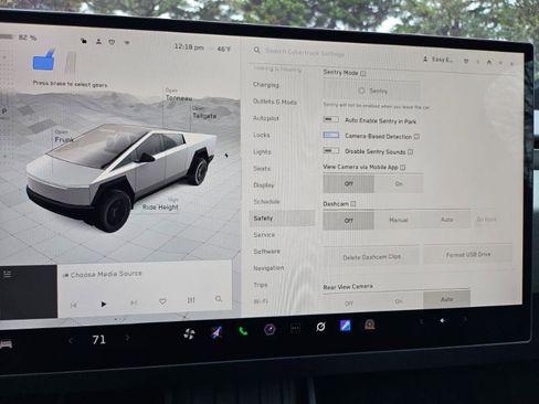 Used 2025 Tesla Cybertruck AWD Crew Cab image 60