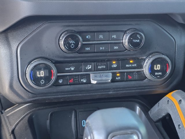 Certified 2024 Ford Bronco Badlands AWD/4WD image 21