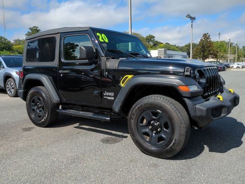 Used 2020 Jeep Wrangler Sport image 2