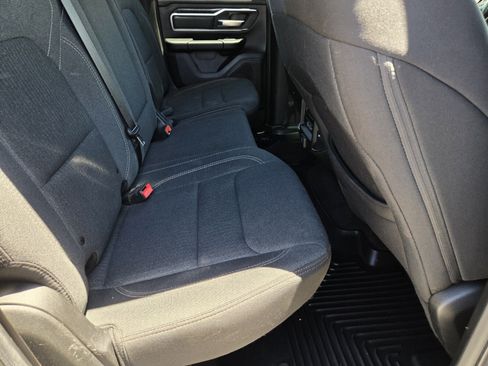 Used 2019 RAM 1500 Big Horn AWD/4WD image 11