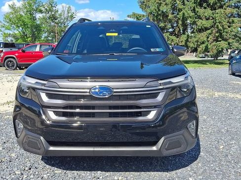 Certified 2025 Subaru Forester Limited AWD/4WD image 2