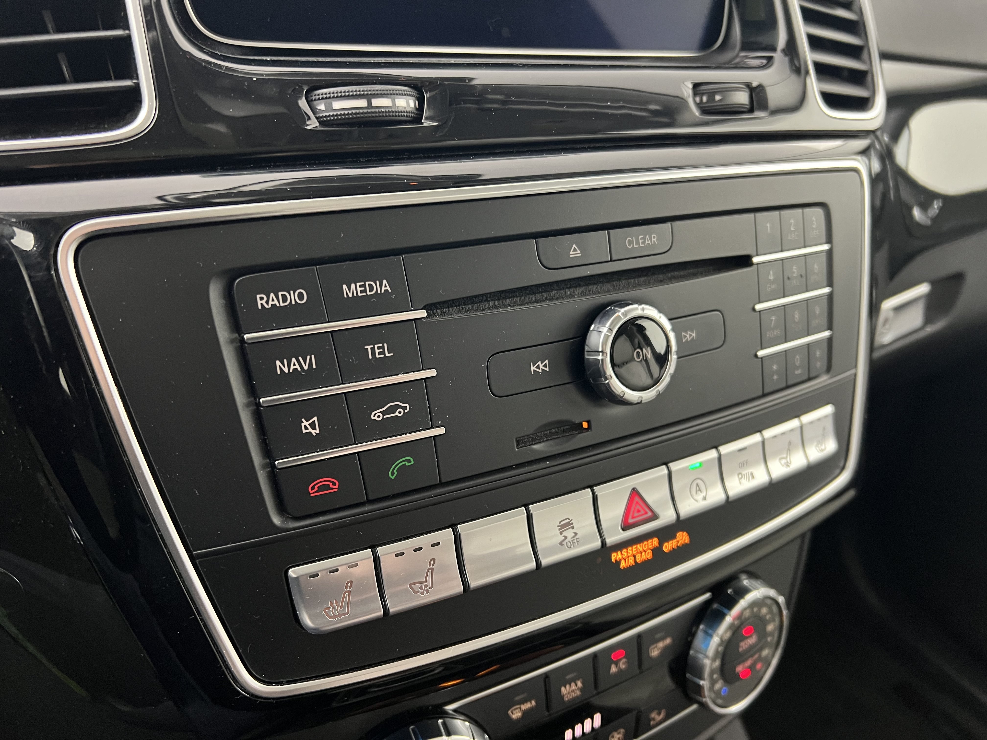 Used 2017 Mercedes-Benz GLS 550 4MATIC image 31