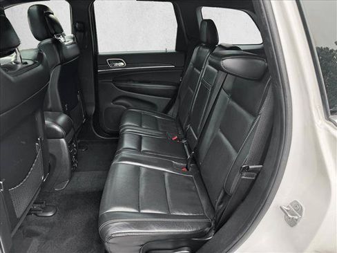 Used 2015 Jeep Grand Cherokee Limited w/ Luxury Group II AWD/4WD image 18