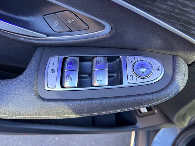 Used 2020 Mercedes-Benz C 300 4MATIC Sedan image 18