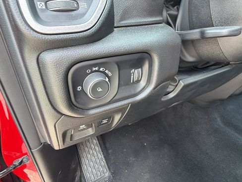 Used 2025 RAM 1500 Tradesman AWD/4WD image 25