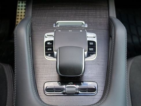 Used 2022 Mercedes-Benz GLS 63 AMG 4MATIC image 21