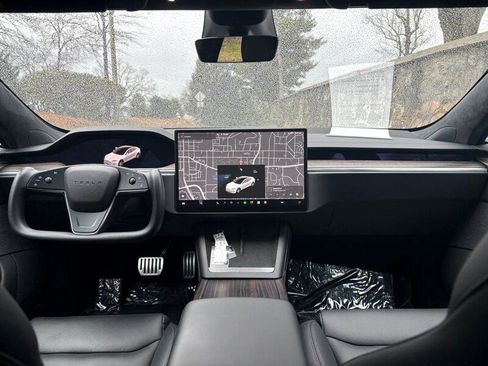 Used 2022 Tesla Model S AWD image 21