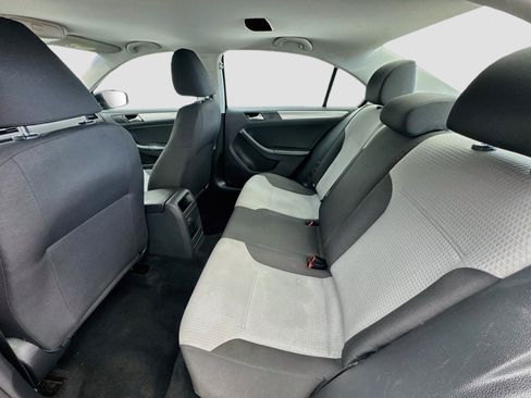 Used 2017 Volkswagen Jetta S FWD image 15