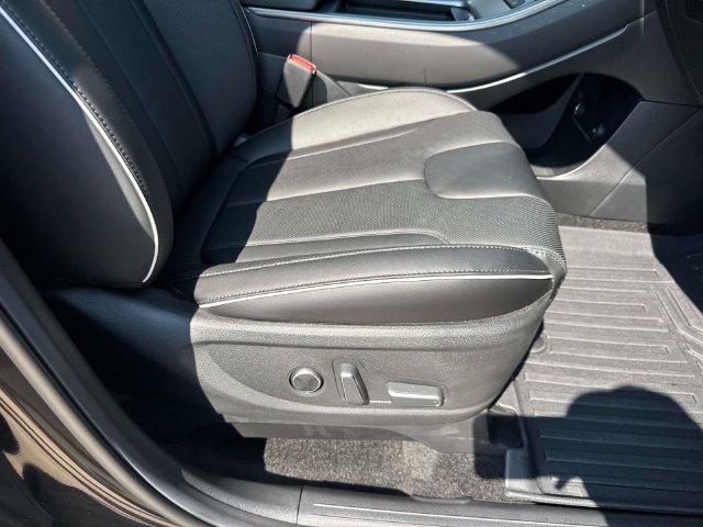 Used 2025 Hyundai Palisade XRT FWD image 16