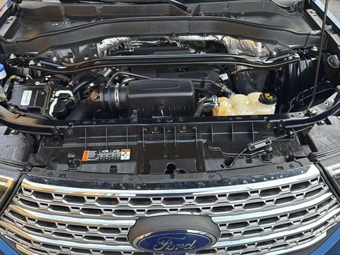Used 2020 Ford Explorer Limited AWD/4WD image 25