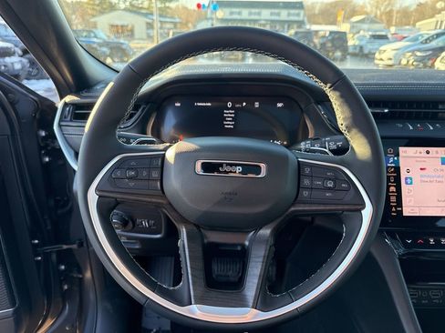 New 2026 Jeep Grand Cherokee Limited image 10
