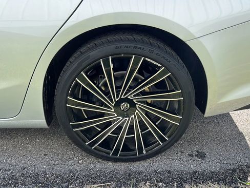 Used 2019 Chevrolet Malibu LT w/ Driver Confidence Package image 10