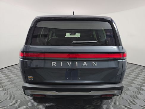 Used 2024 Rivian R1S Adventure AWD/4WD image 4