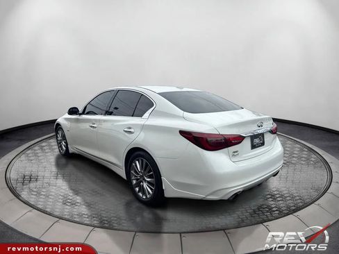 Used 2018 INFINITI Q50 Luxe w/ Essential Package (3.0T Luxe) image 3